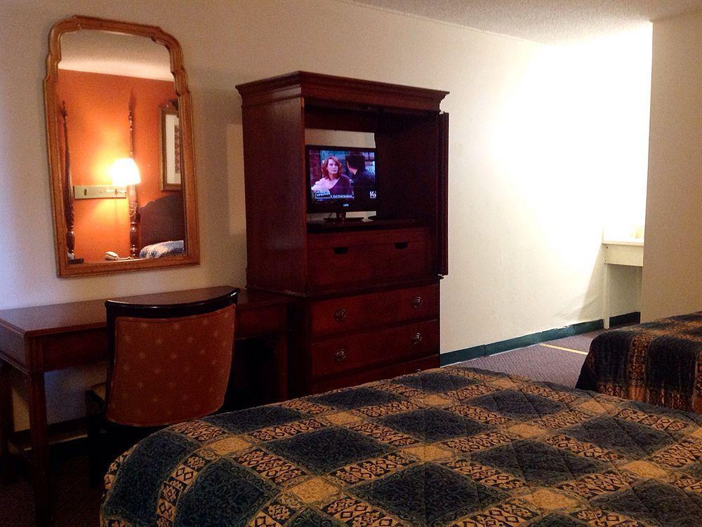 Hotel Petersburg Va I-95 & E Washington St Экстерьер фото