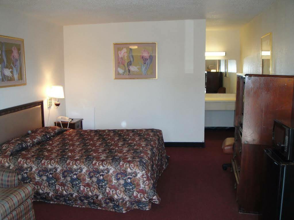 Hotel Petersburg Va I-95 & E Washington St Экстерьер фото